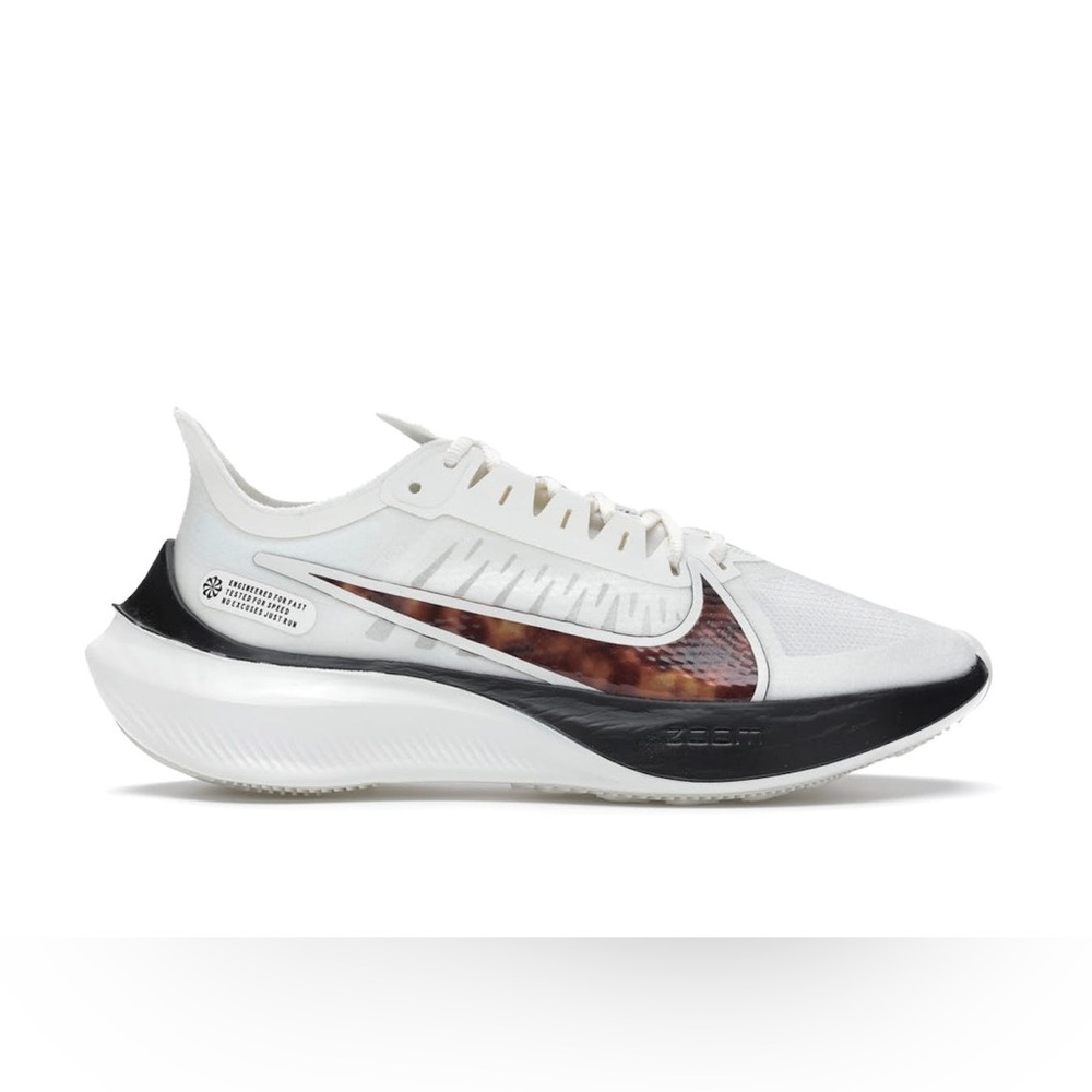 Nike Zoom Gravity “Barely Rose” Sneakers 8.5 Women’s